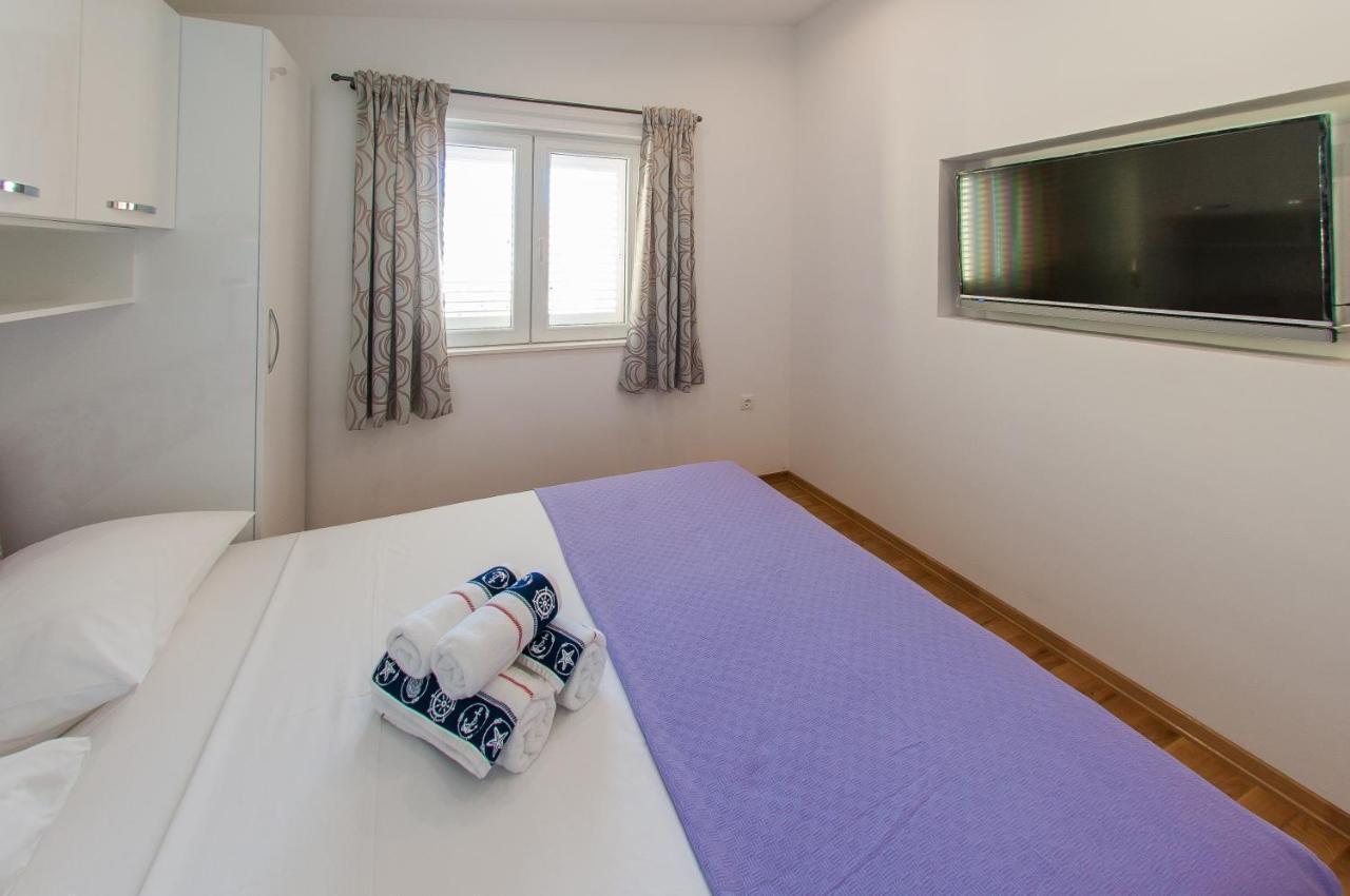 Apartments Anita Stobrec Phòng bức ảnh