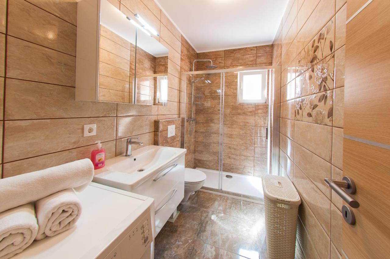 Apartments Anita Stobrec Phòng bức ảnh