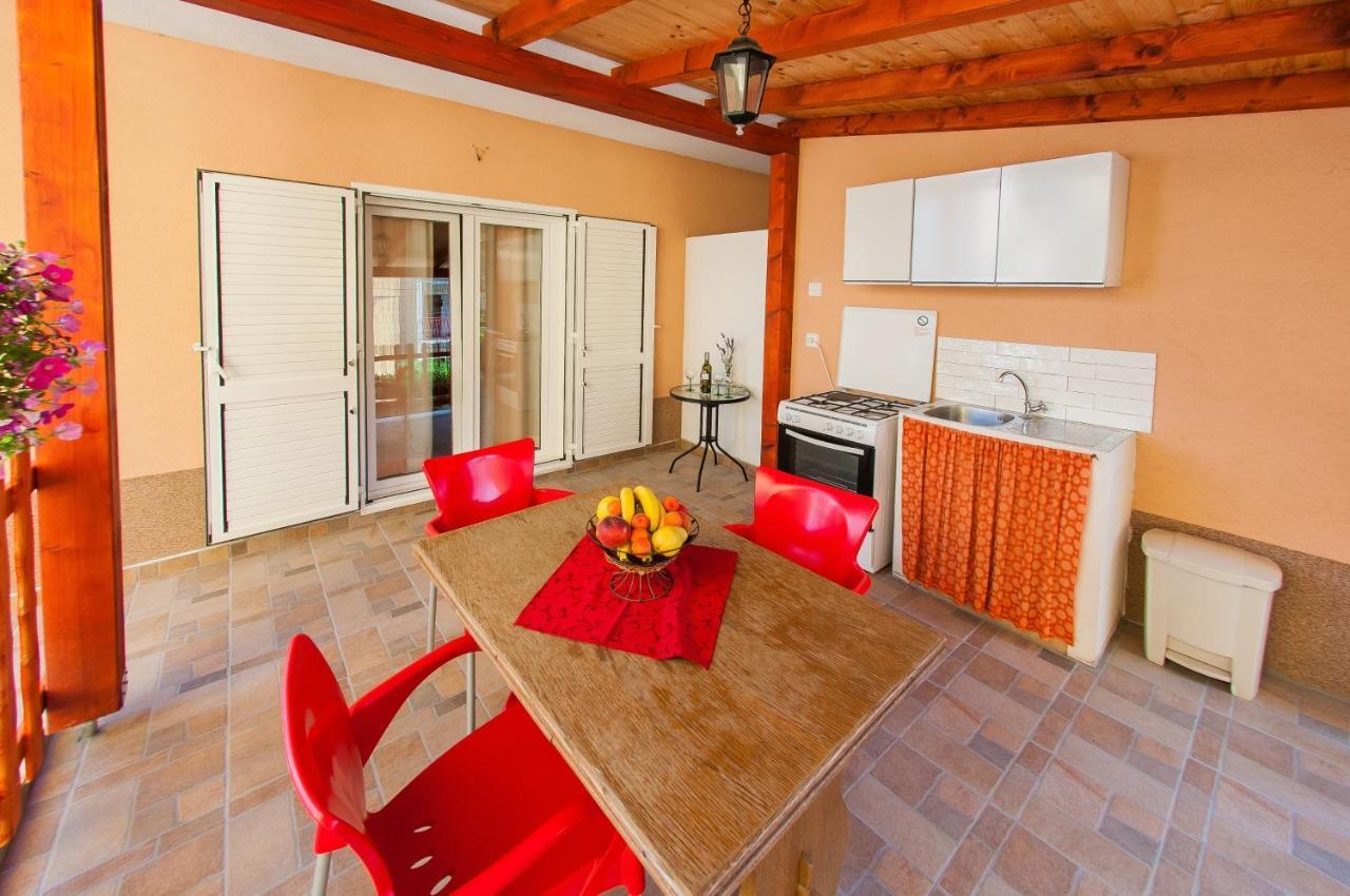 Apartments Anita Stobrec Phòng bức ảnh